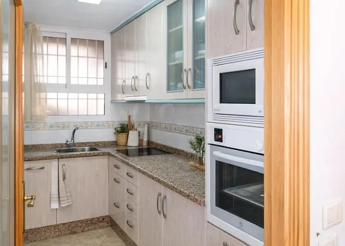Apartment Apartment Near Levante Beach With Pool & Parking